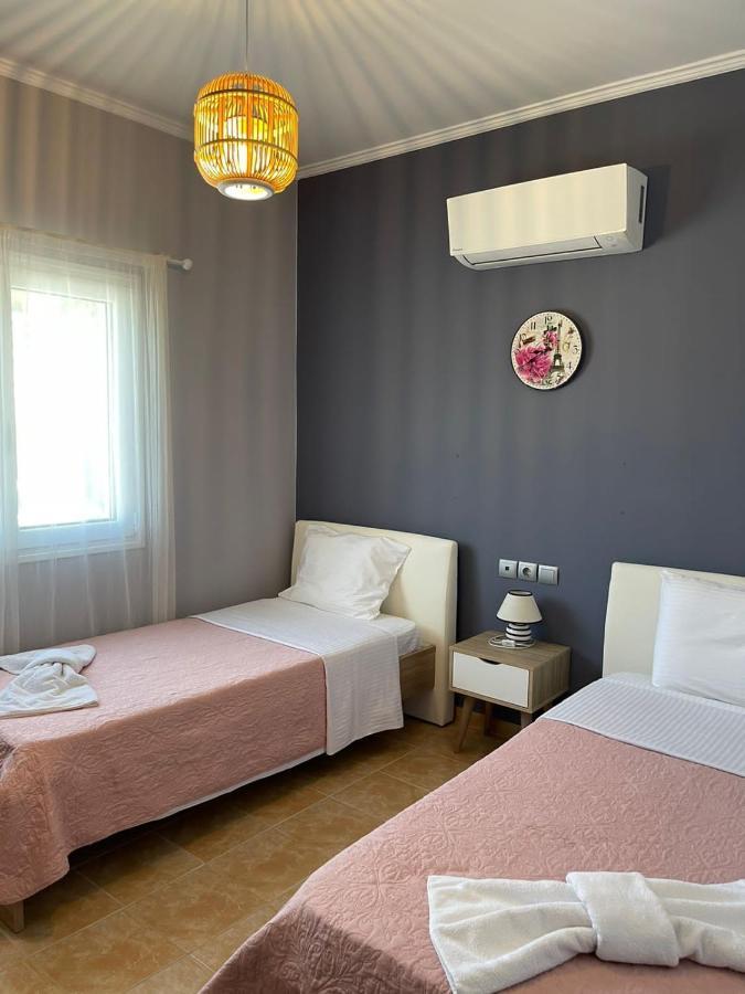 Villa Elli Choika Buitenkant foto
