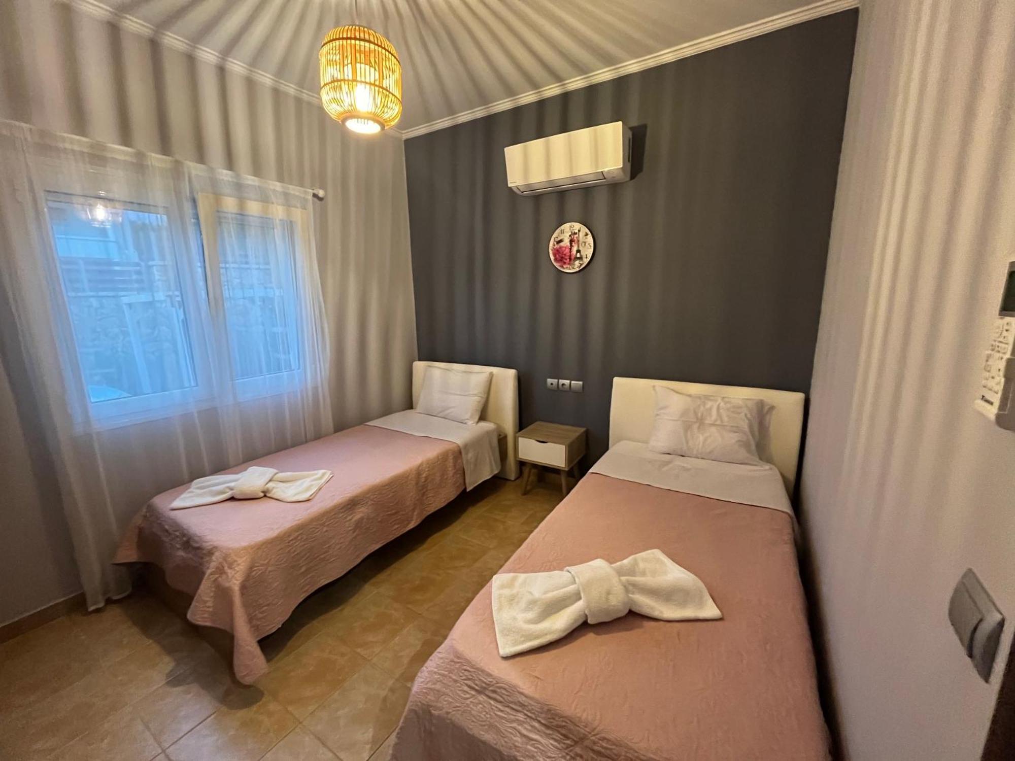 Villa Elli Choika Buitenkant foto